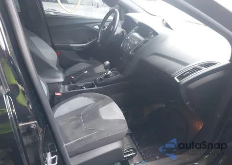 2018 Ford Focus St из США, поврежденный, VIN 1FADP3L90JL256945